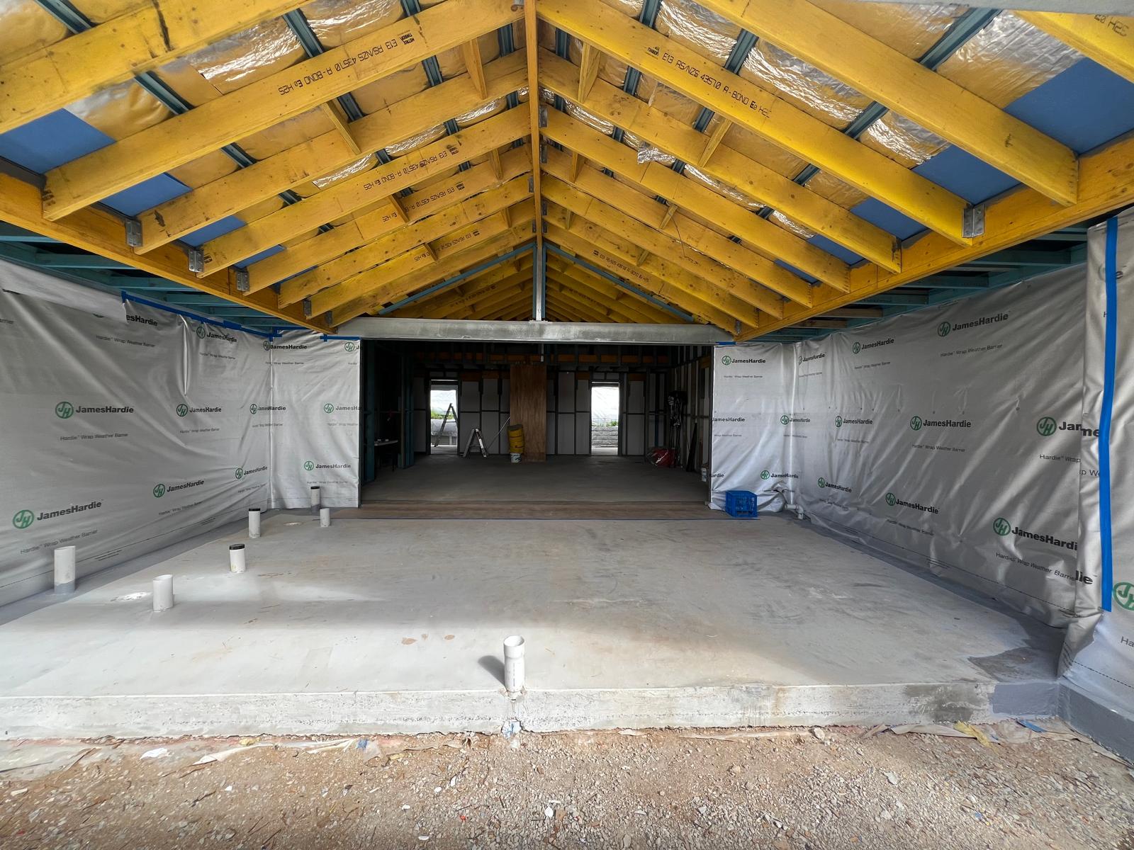 Internal ridge beam and rafter framing